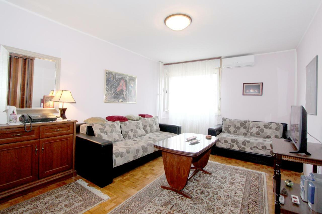 Appartement Bohemian Rhapsody Nbg à Belgrade Extérieur photo