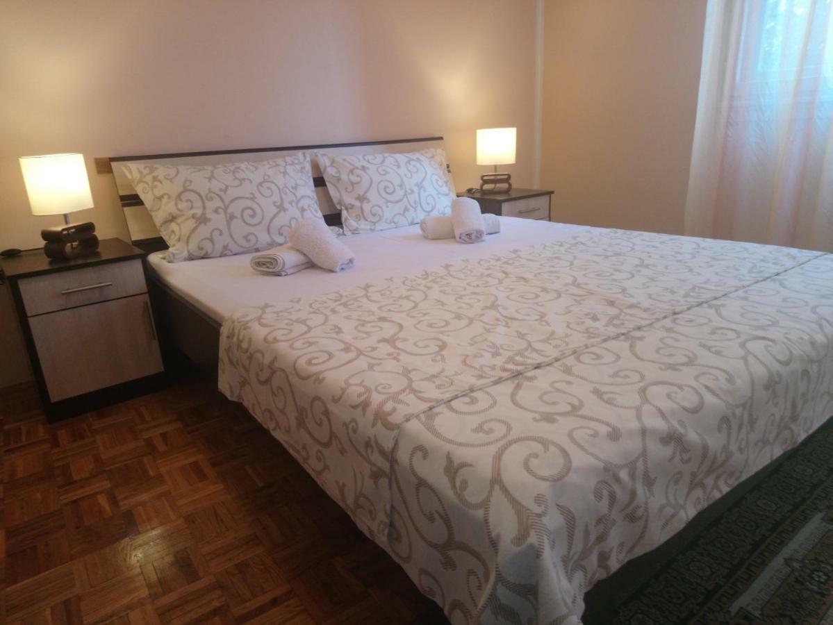 Appartement Bohemian Rhapsody Nbg à Belgrade Extérieur photo